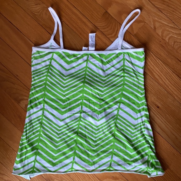 Cute tank top with bow - Picture 4 of 4